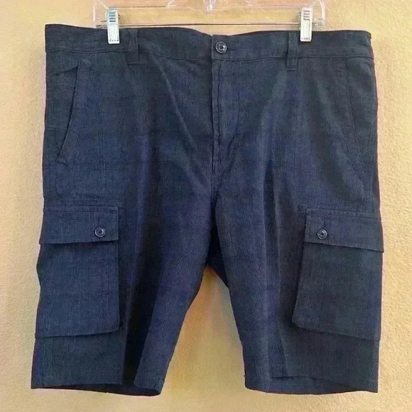 John Varvatos Blue Plaid Cargo Shorts Men’s Size 38 EUC! - Picture 3 of 6